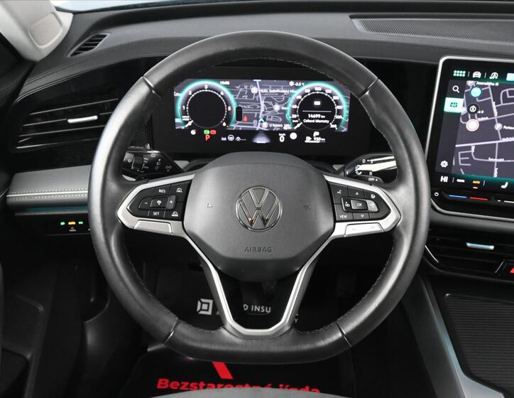 Volkswagen Passat 16