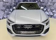 Audi Q8 3