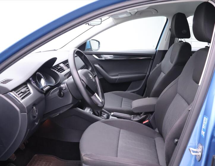 Škoda Octavia 12