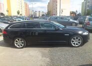 Jaguar XF 8