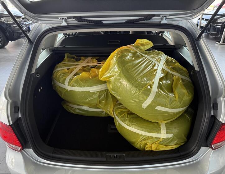 Volkswagen Golf 23