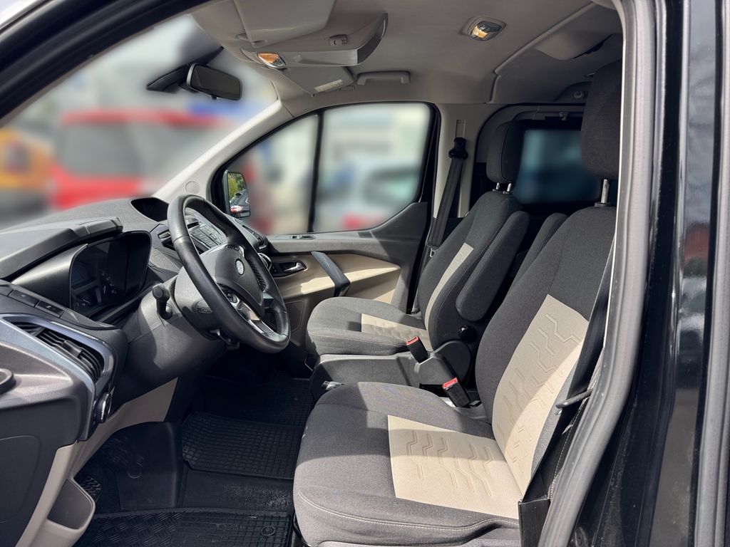 Ford Tourneo Custom