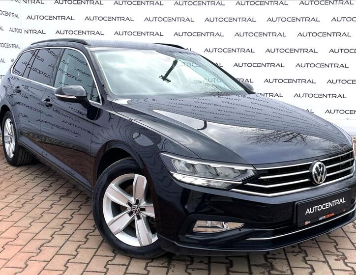 Volkswagen Passat 1