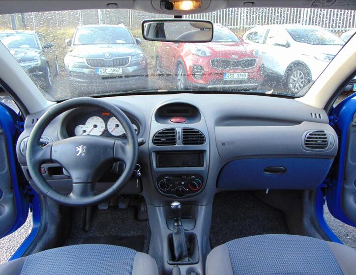 Peugeot 206 15