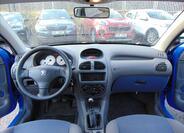 Peugeot 206 15