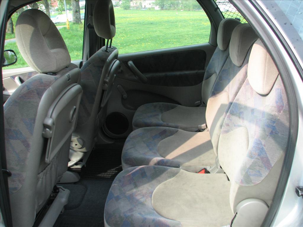 Citroën Xsara Picasso 32