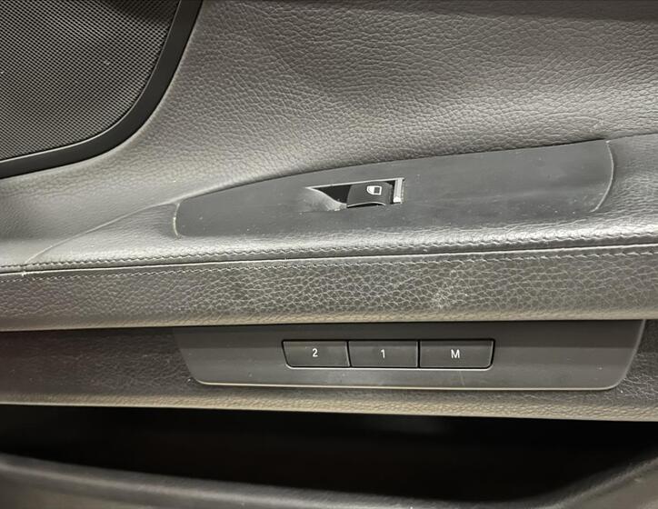 BMW Řada 7 14