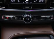 Volvo V90 29