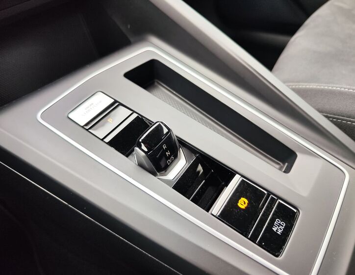 Volkswagen Golf 27