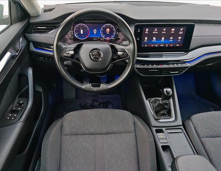 Škoda Octavia 16