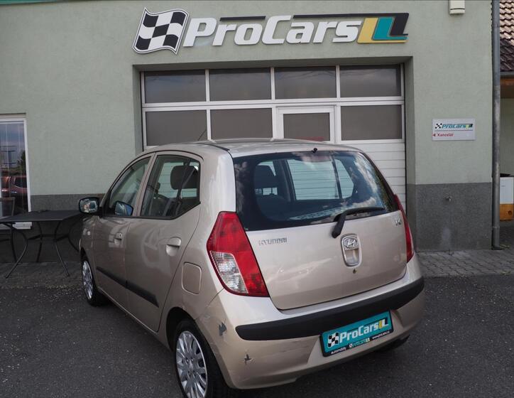 Hyundai i10 4
