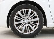 Peugeot 208 10