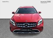 Mercedes-Benz GLA 8