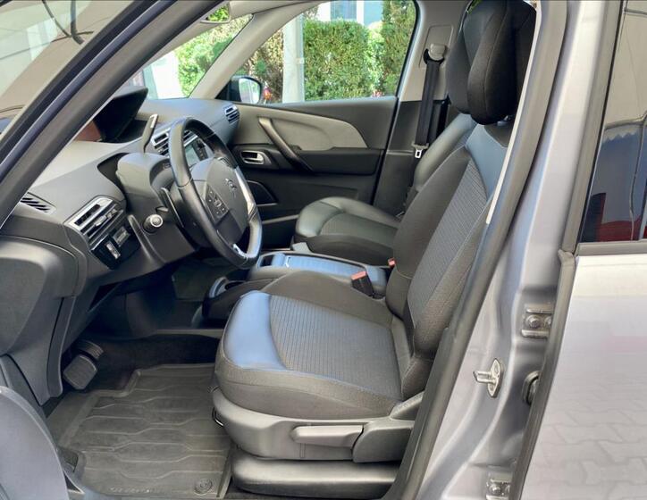 Citroën Grand C4 SpaceTourer 11