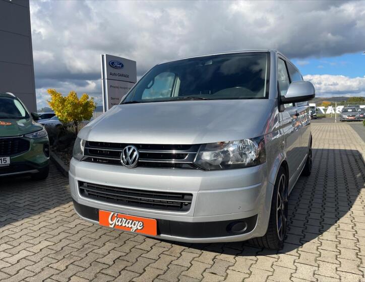 Volkswagen Multivan 2
