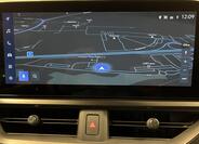 Lexus UX 300h 17
