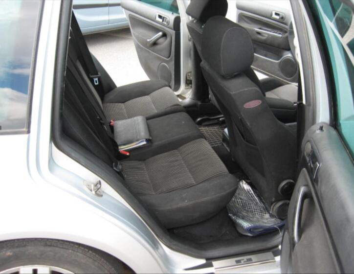 Volkswagen Golf 10