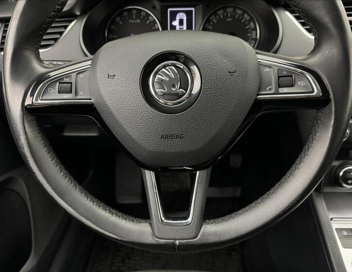 Škoda Octavia 9