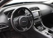 Jaguar XE 14