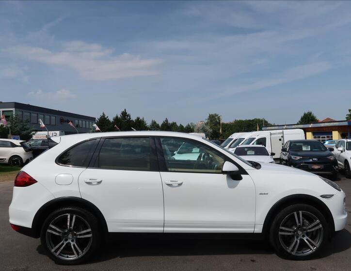 Porsche Cayenne 5