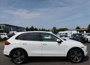 Porsche Cayenne 5