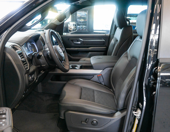 Dodge RAM 10