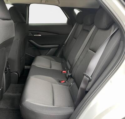 Mazda CX-30 13