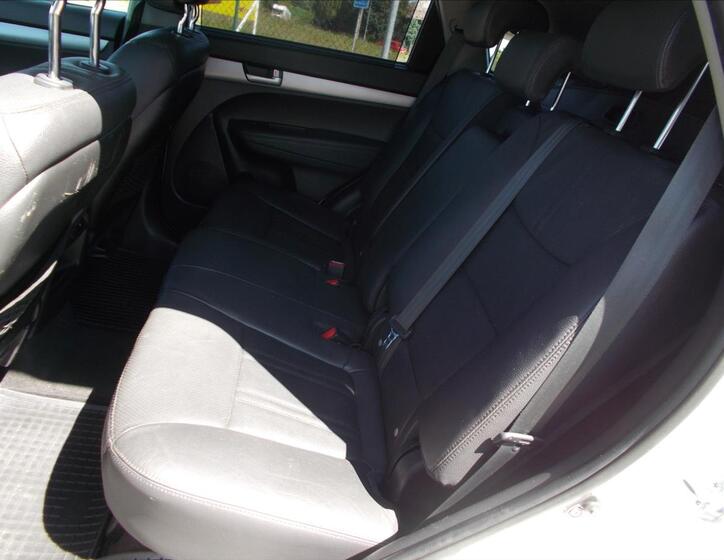KIA Sorento 17