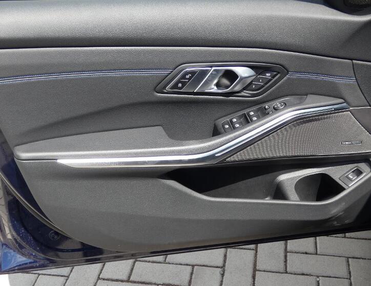 BMW Řada 3 8