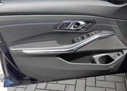 BMW Řada 3 8