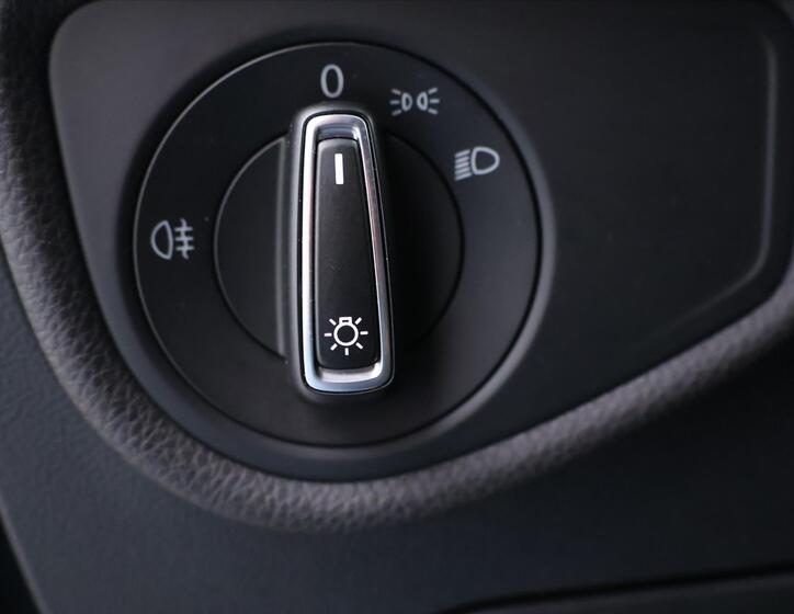Volkswagen Touran 19
