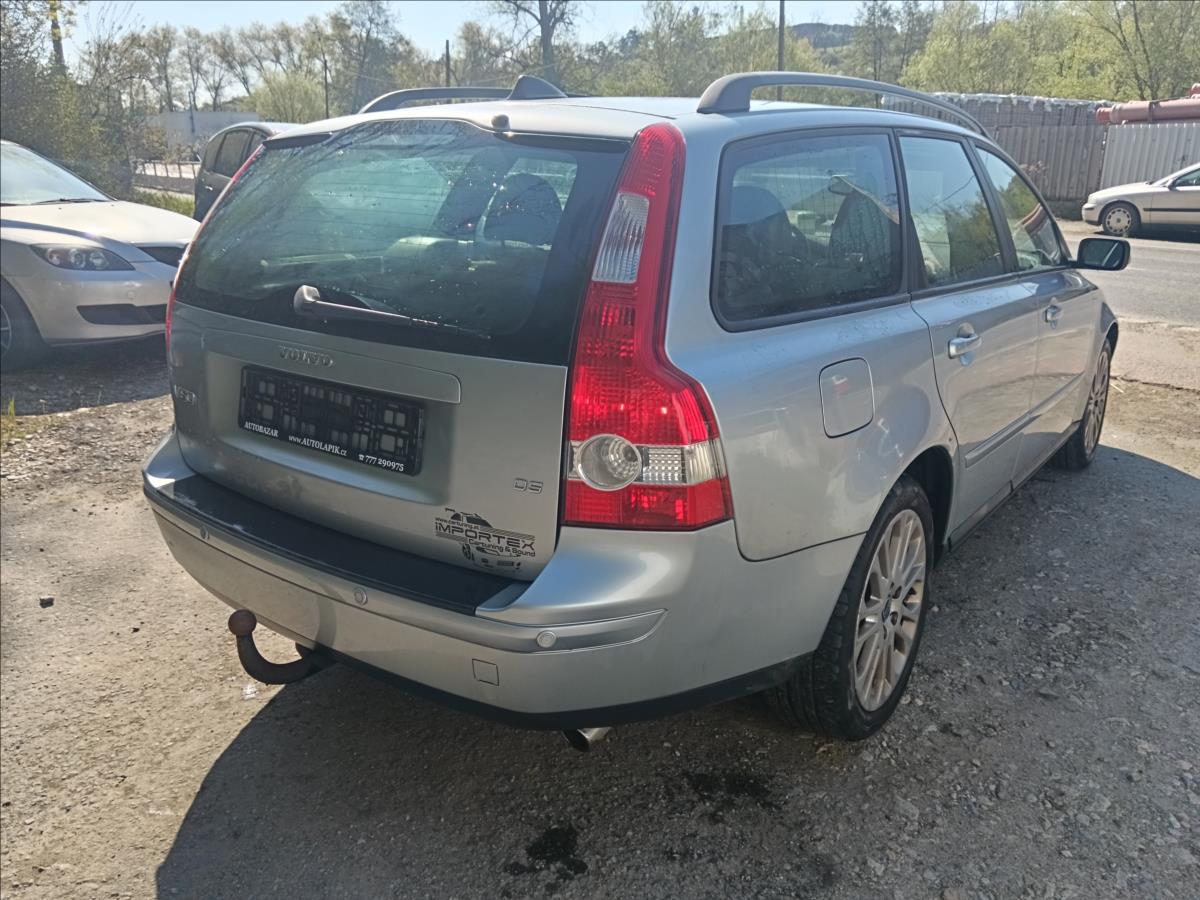 Volvo V50