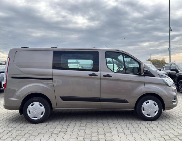 Ford Transit Custom 6