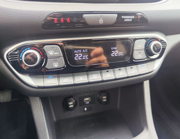 Hyundai i30 17