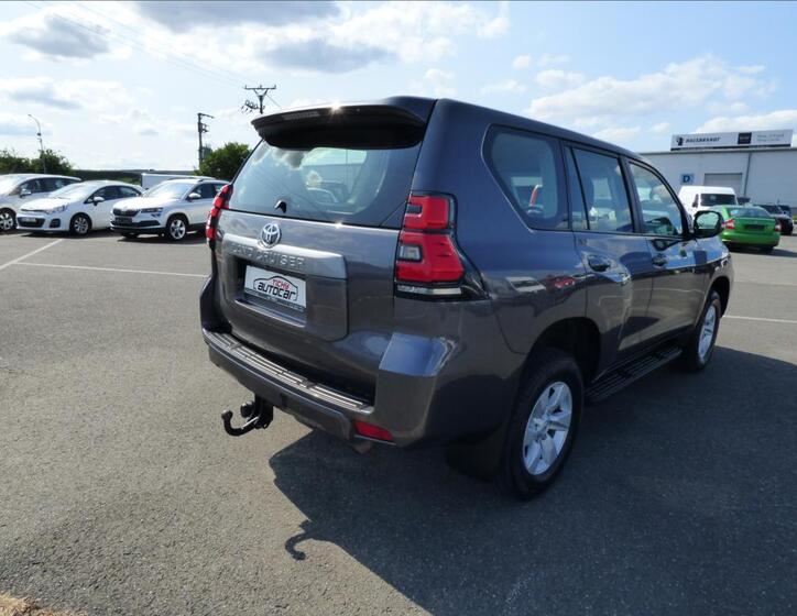 Toyota Land Cruiser 3
