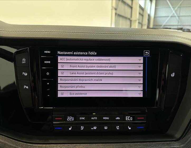 Volkswagen Touareg 9