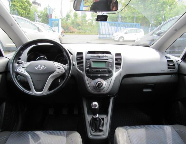 Hyundai ix20 11