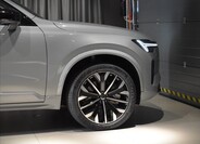 Volvo XC90 8