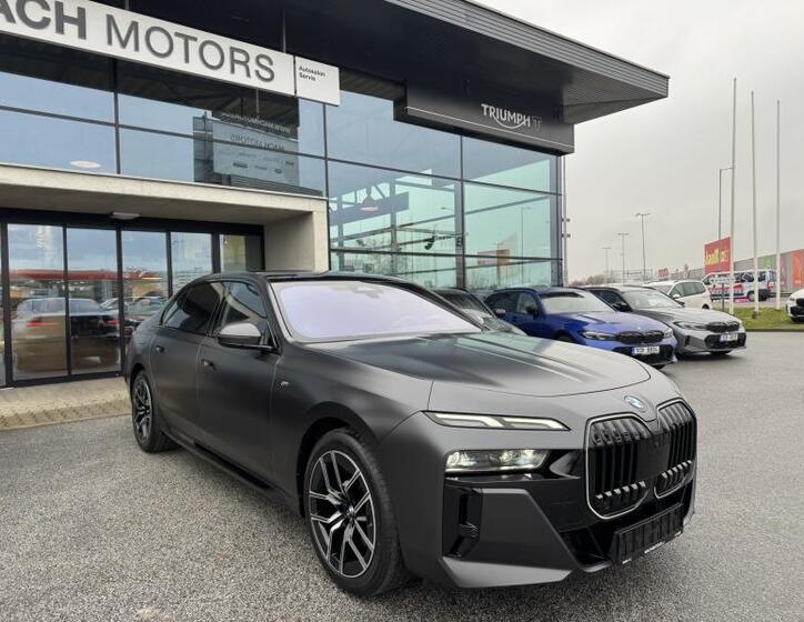 BMW Řada 7 2