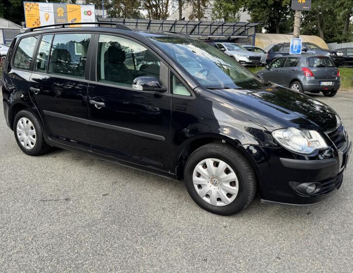 Volkswagen Touran 3