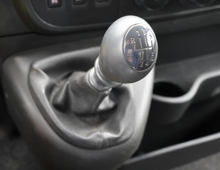 Renault Master 18
