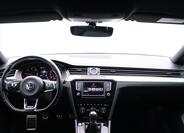 Volkswagen Passat 30