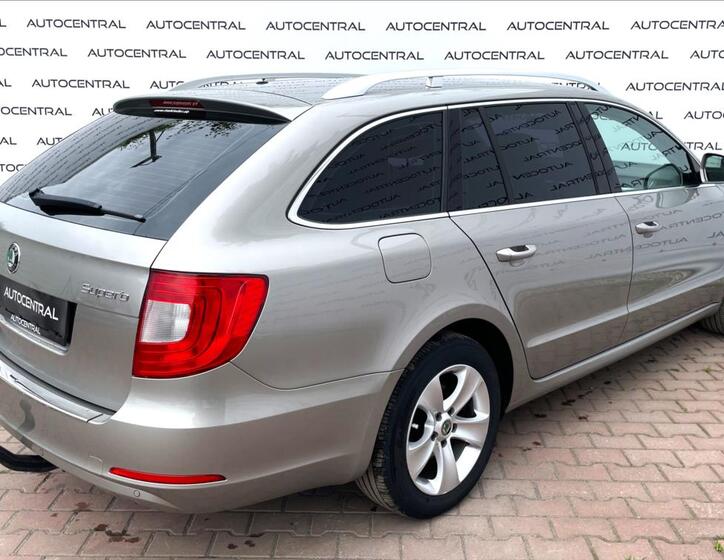 Škoda Superb 4