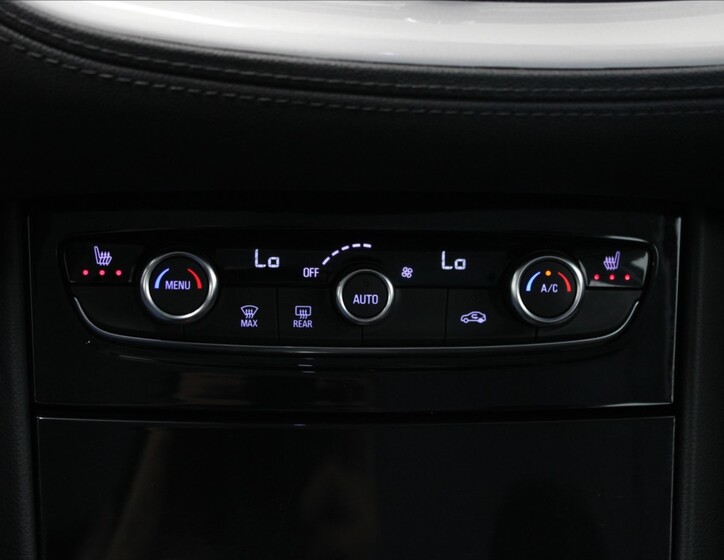 Opel Grandland X 14