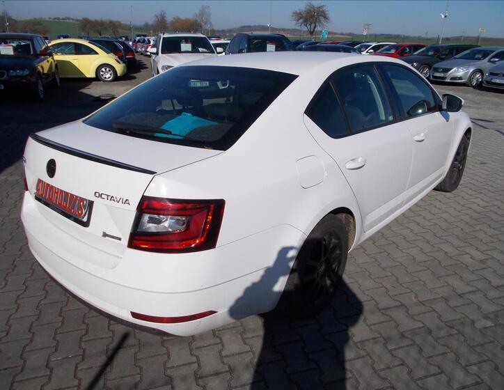 Škoda Octavia 10