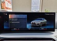 BMW i4 33