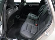 Volvo V90 8
