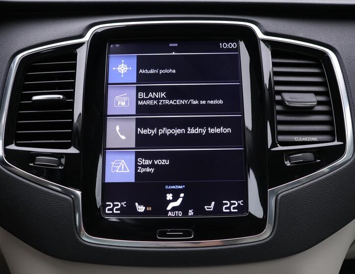 Volvo XC90 22