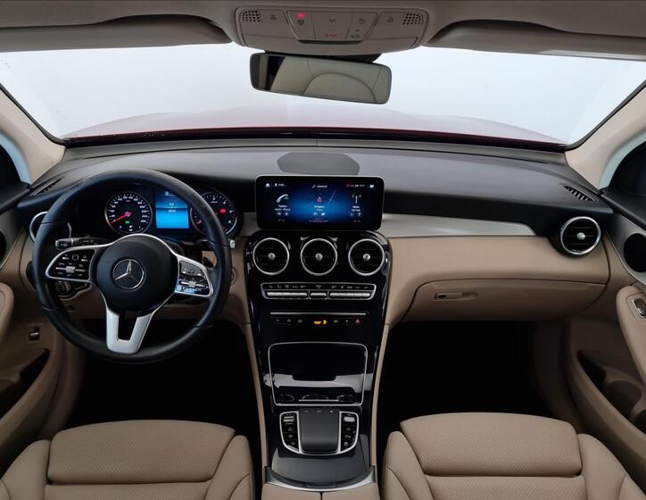 Mercedes-Benz GLC 13