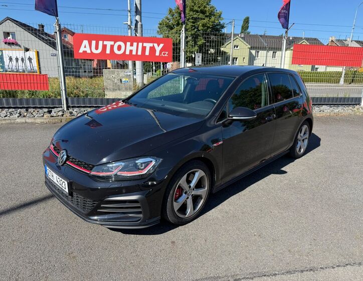 Volkswagen Golf 1